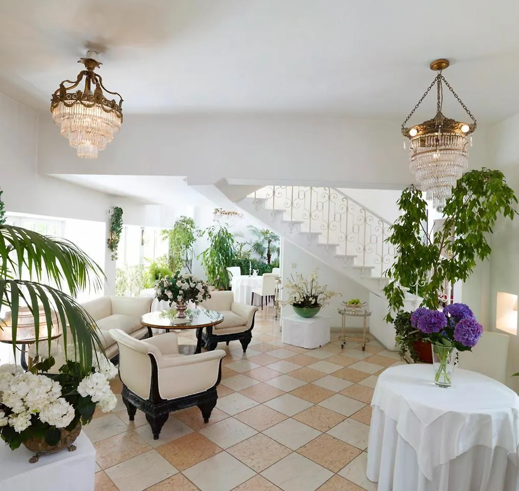 Hotel Opera Monachium