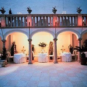 Hotel Opera Monachium