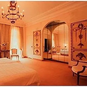 ****  Hotel Opera Monachium Niemcy